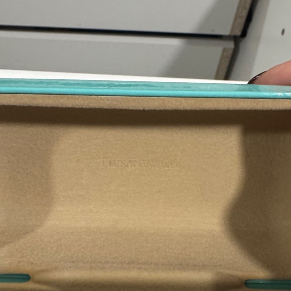 Tiffany & Co. Turquoise Box and Accessories sunglasses - Picture 3 of 3